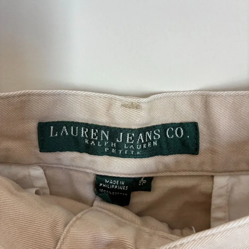 Lauren Jeans Co Ralph Lauren Beige Chino Shorts Womens Size 6P 100% Cotton - Picture 3 of 3